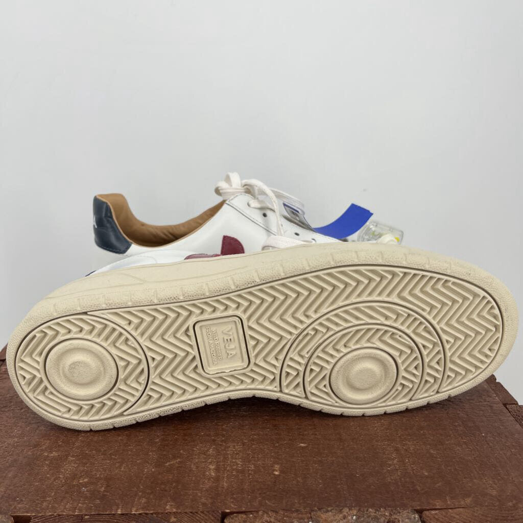 Veja Bastille Low Sneaker