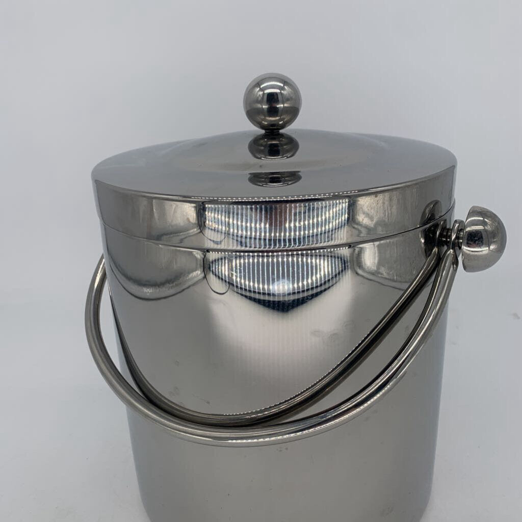 Marquis by Waterford Ice Bucket