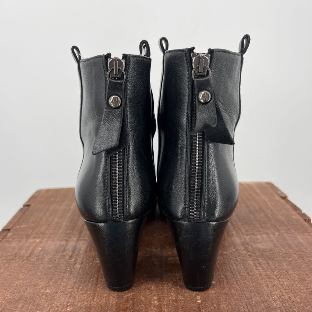 Stuart Weitzman Booties