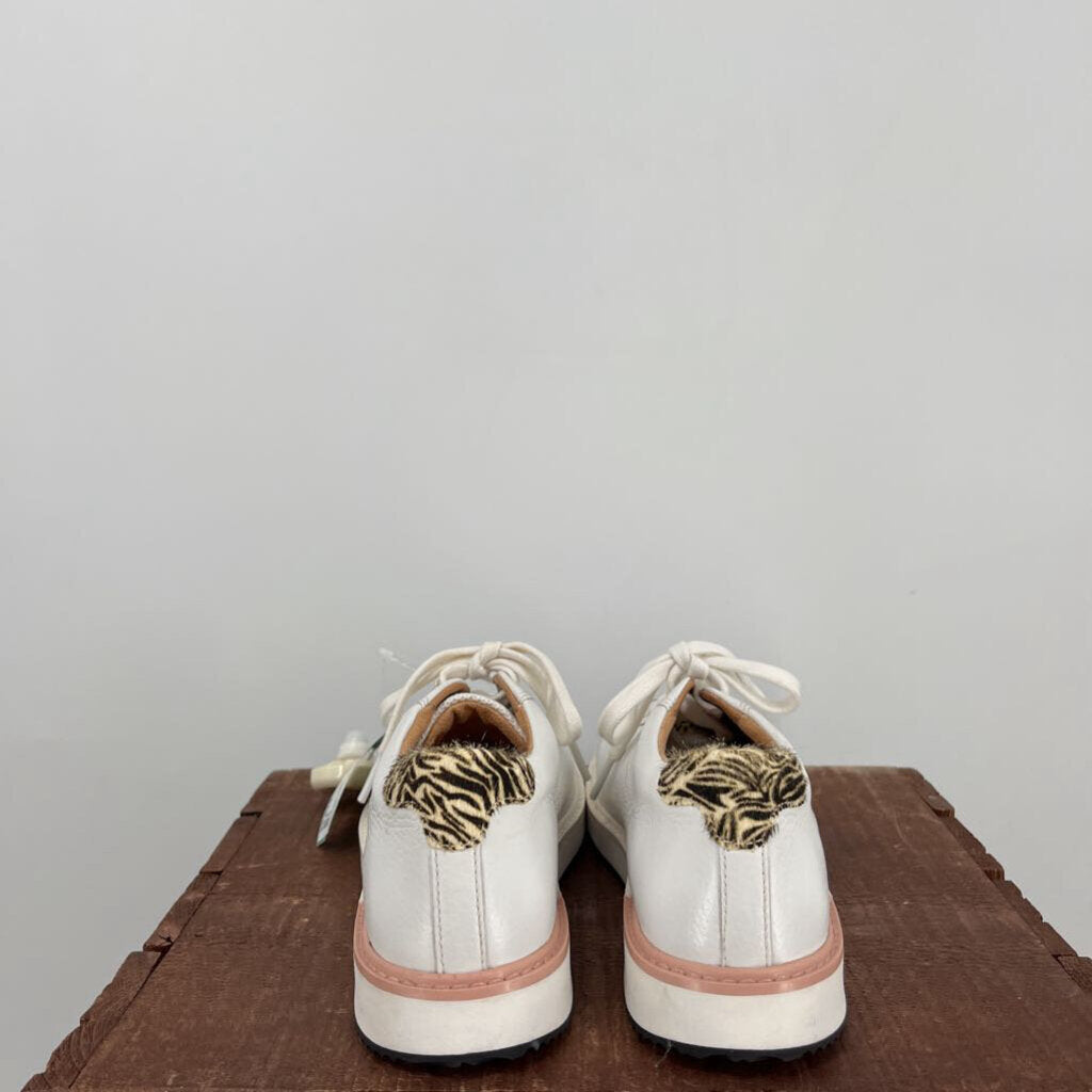 Hushpuppies Leather Sneaker