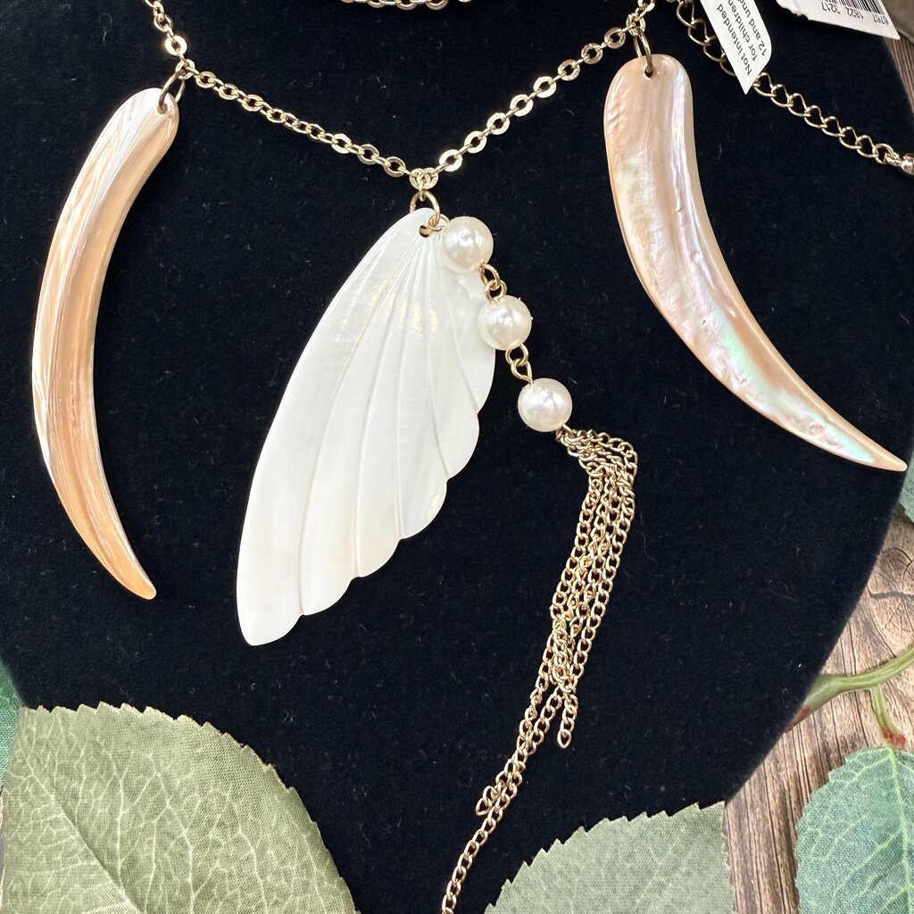 Shell Feather Necklace
