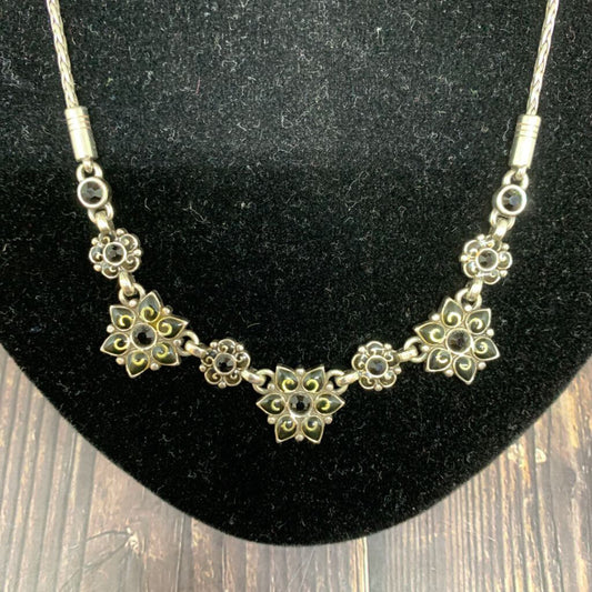 Brightn Flwr Lnks Ncklc