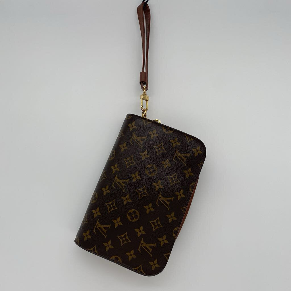 Louis Vuitton Orsay Clutch
