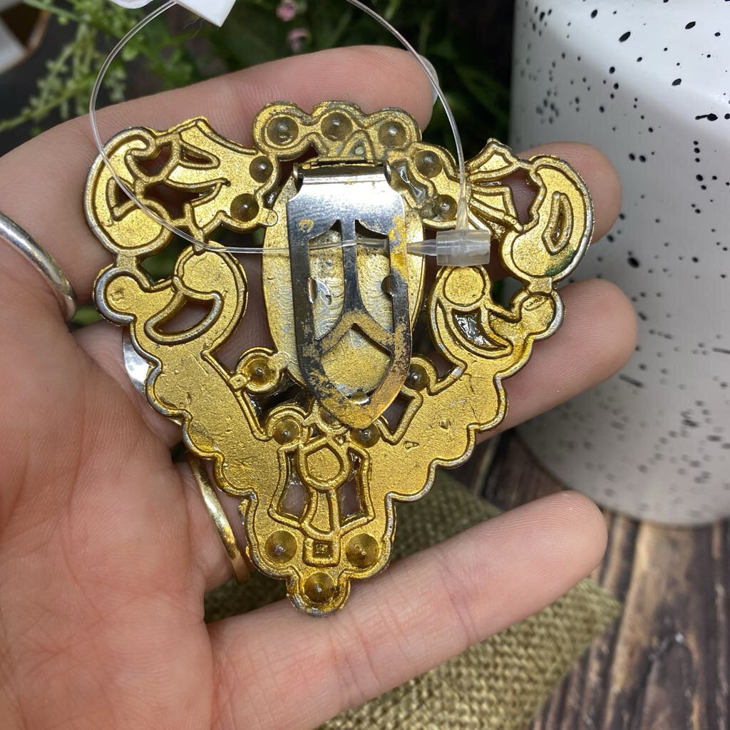 Vintage Cameo Dress Clip