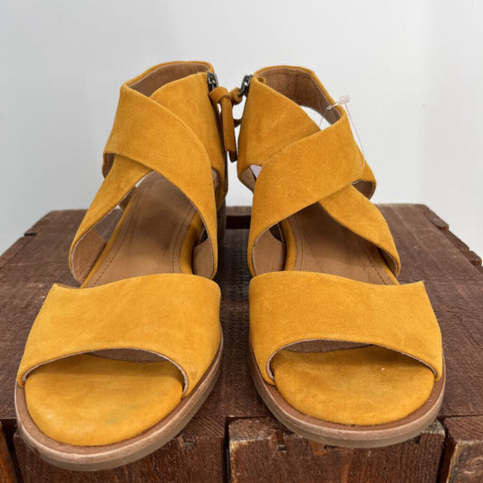 Sofft Suede Sandal
