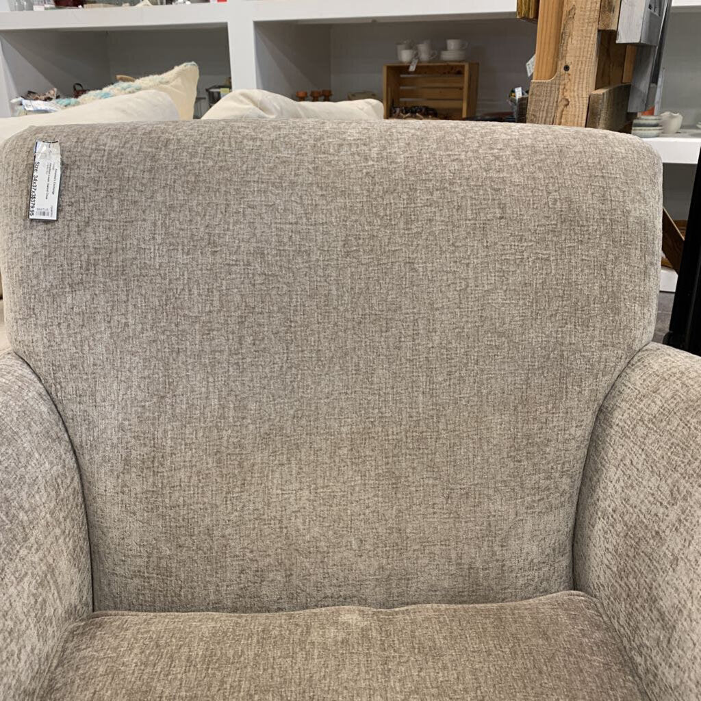 Jonathon Louis Swivel Chair