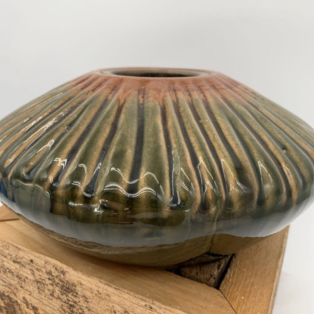Ridged Ceramic Patio Fire Pot