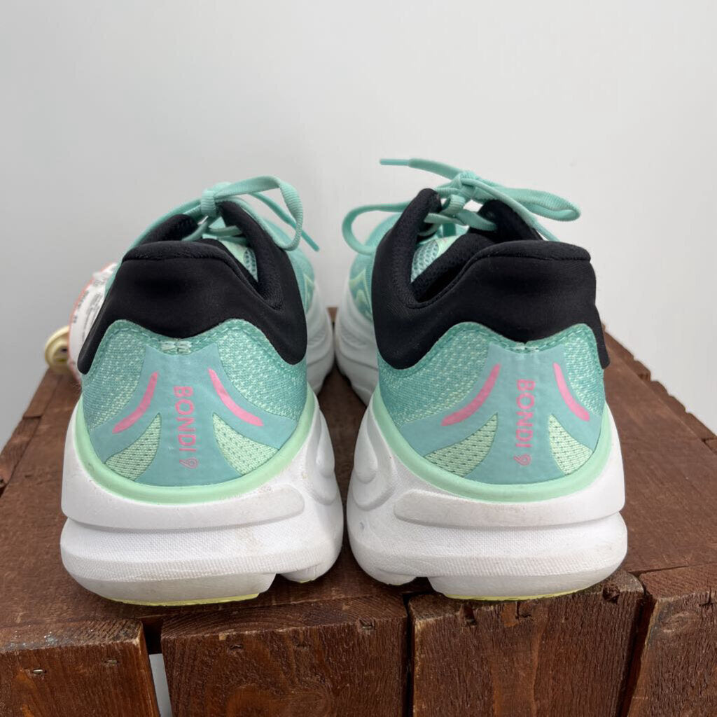 Hoka Sneakers