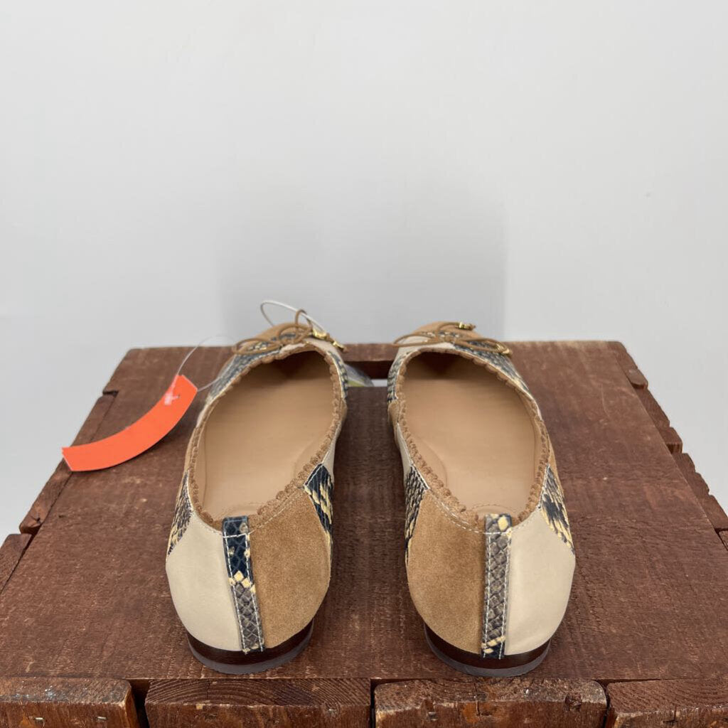 Lauren Flats