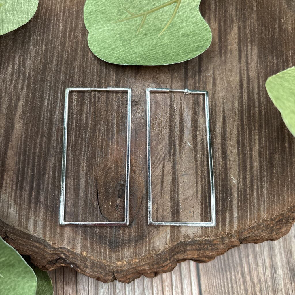 Versani Rectangle Hoop Earrings