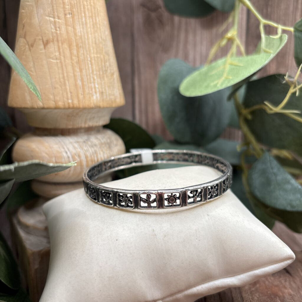 Sterling 4 Seasons Bangle