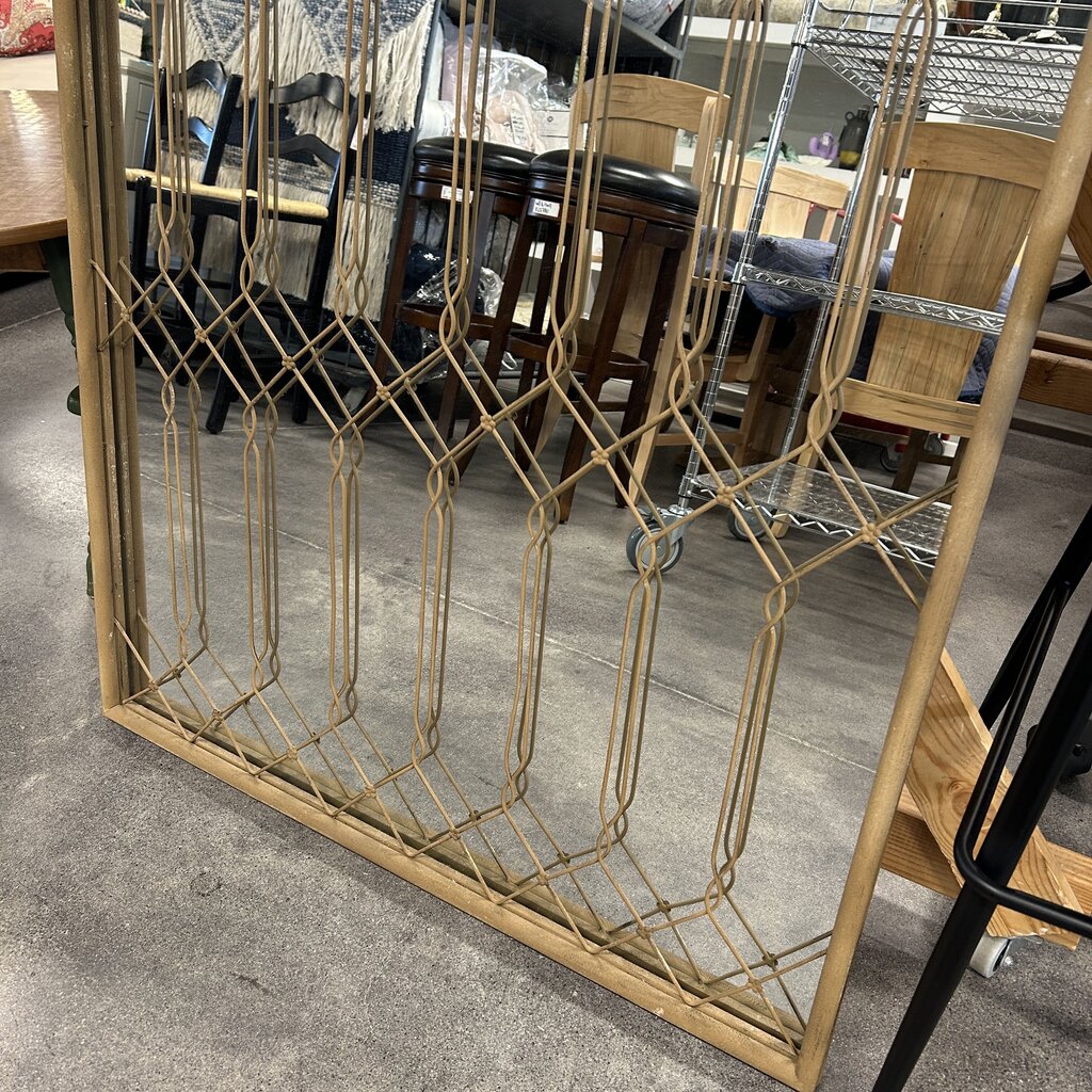 Heavy Arched Lattice Look Mirror