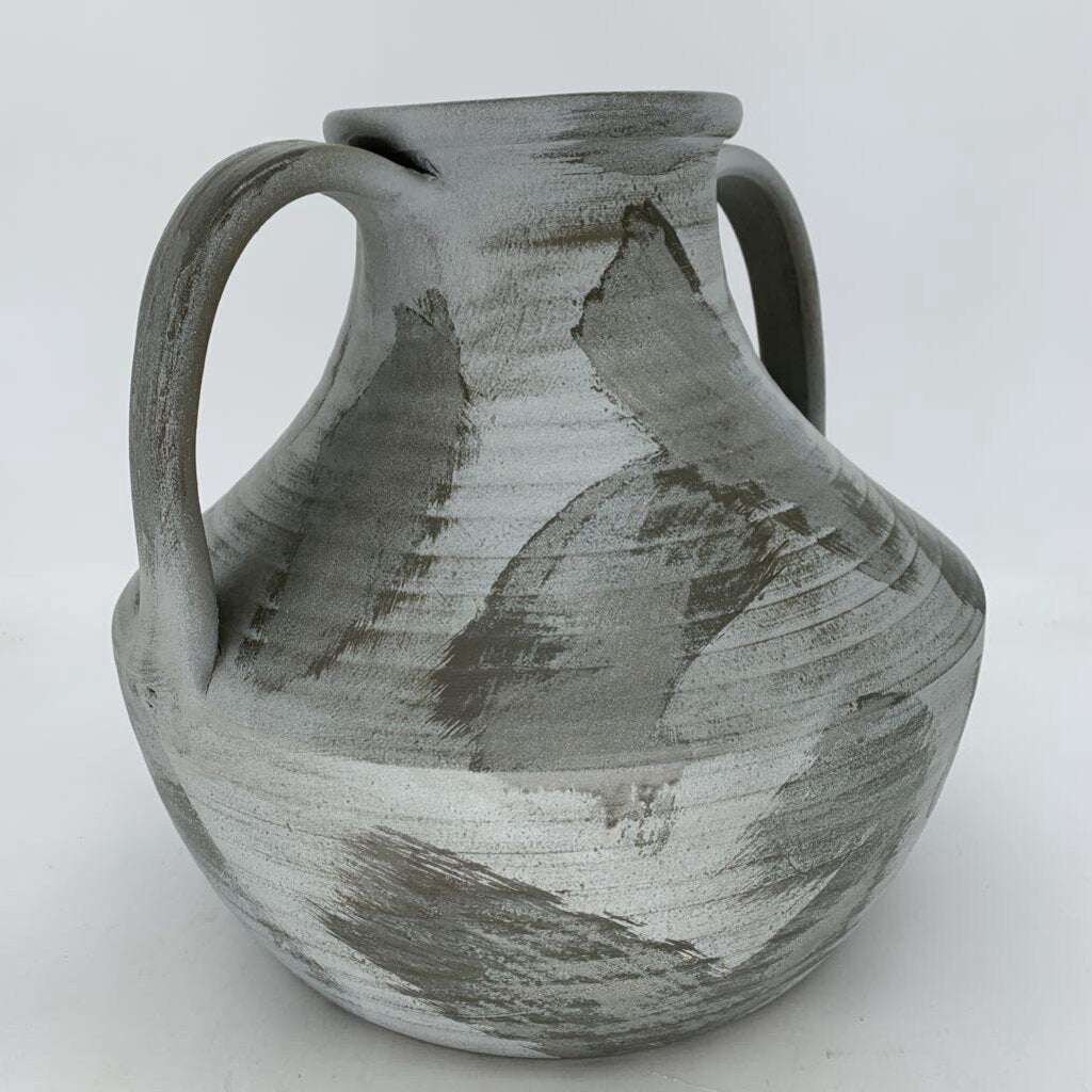 Hand Brushed Pot w Handles