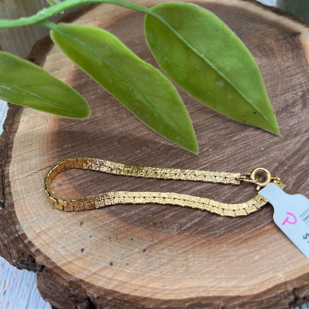 Textured Chain Bracelet