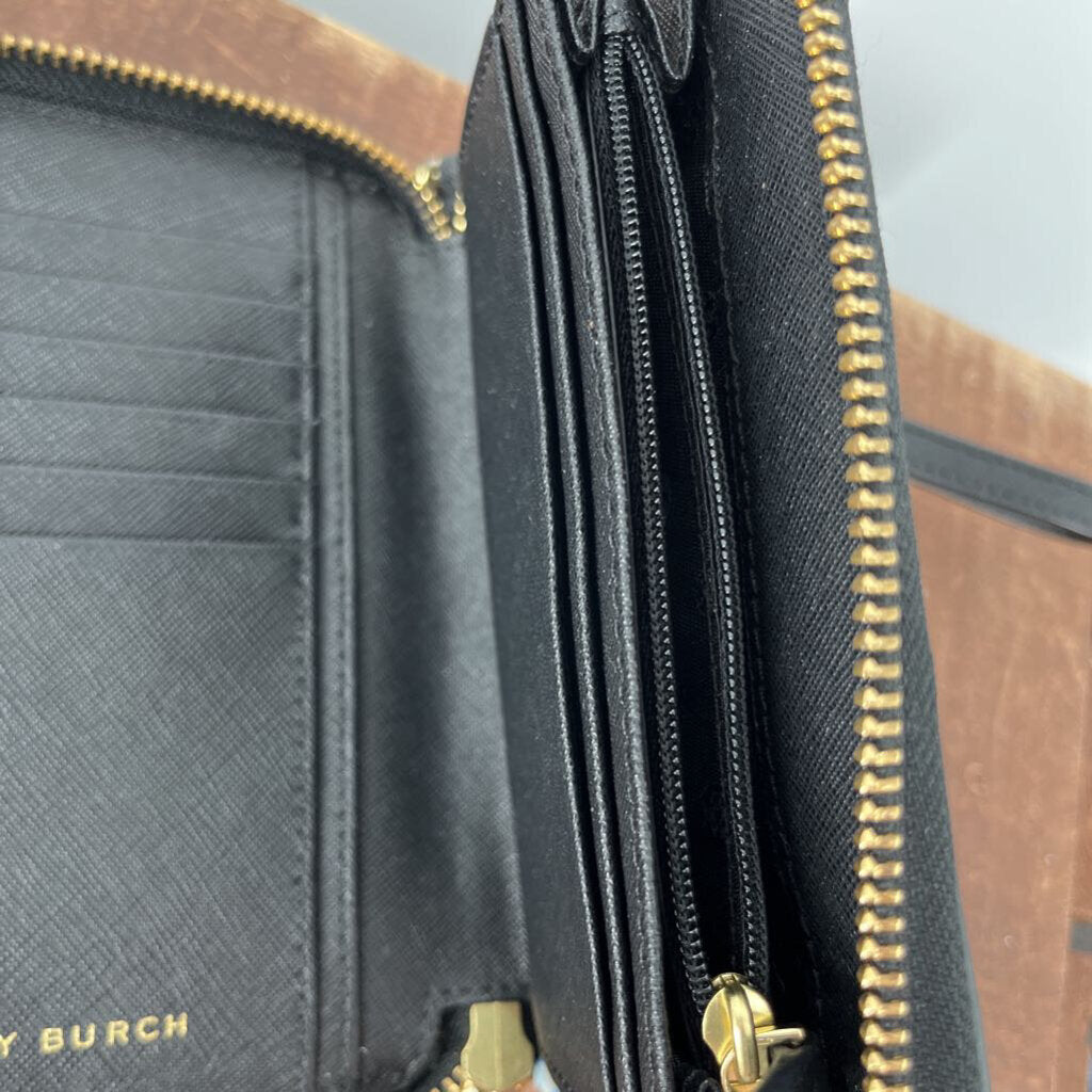 Tory Burch Wristlet