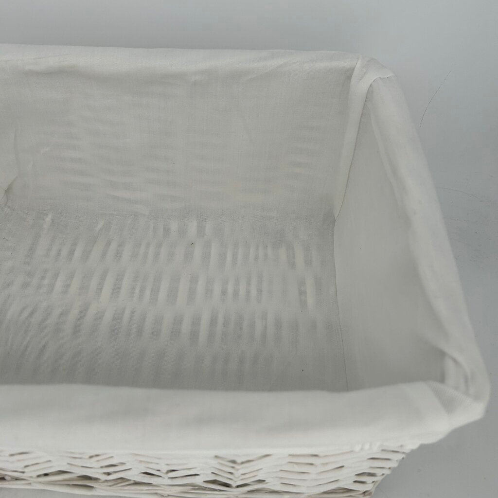 Woven Basket w Liner