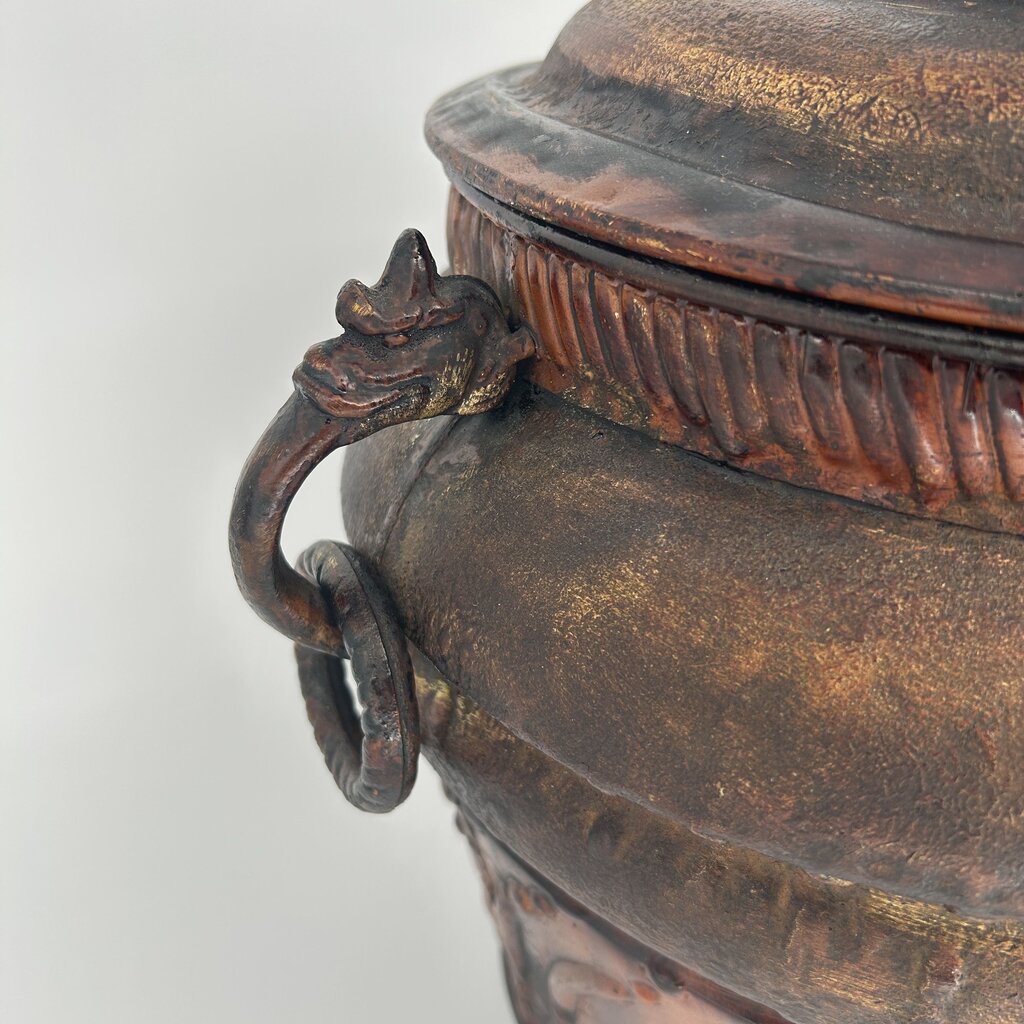 Metal Urn w/ Lid