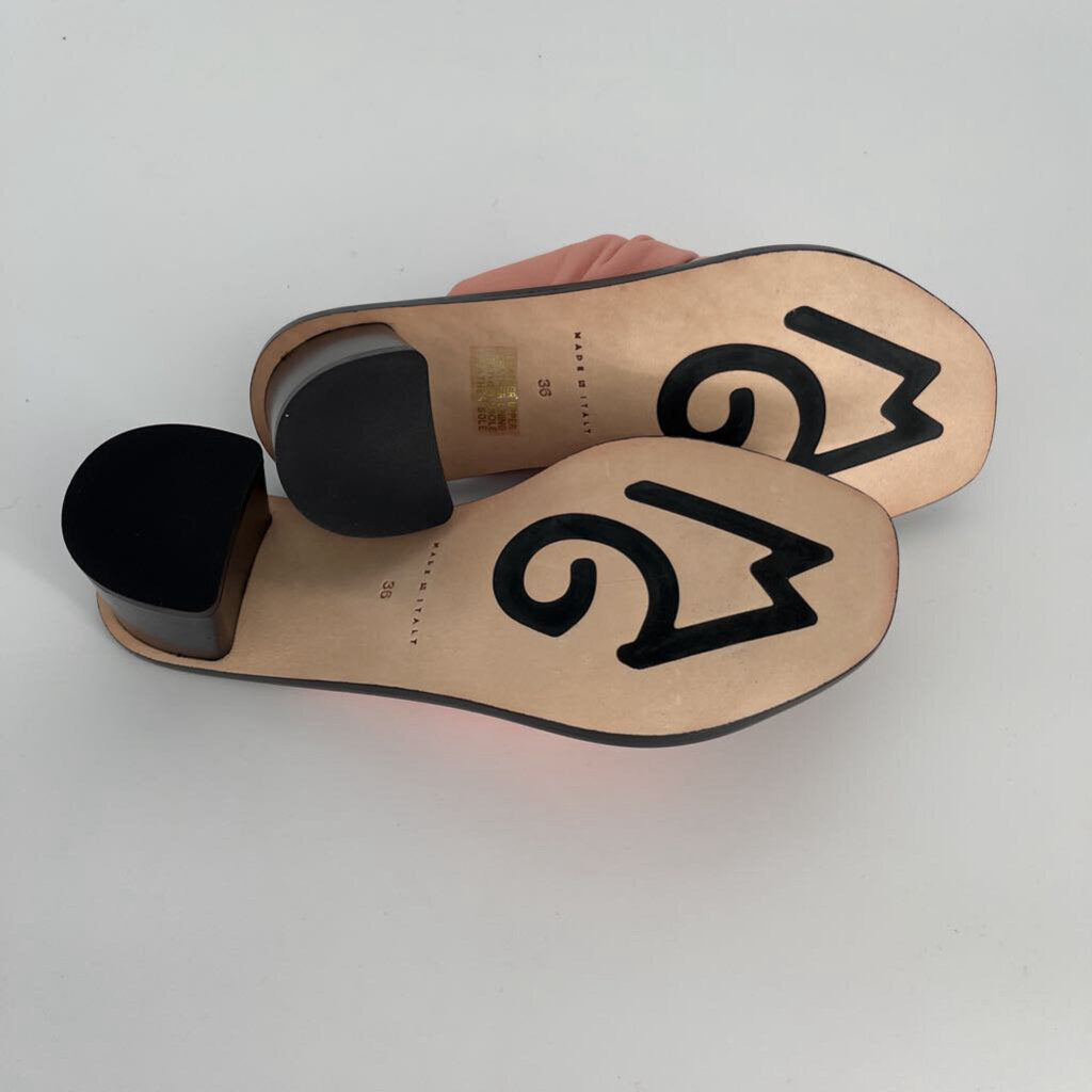 M. Gemi Heeled Sandal