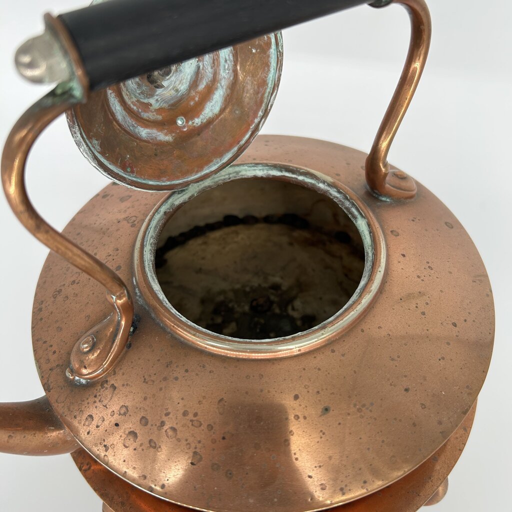 VTG Copper Teapot on Stand