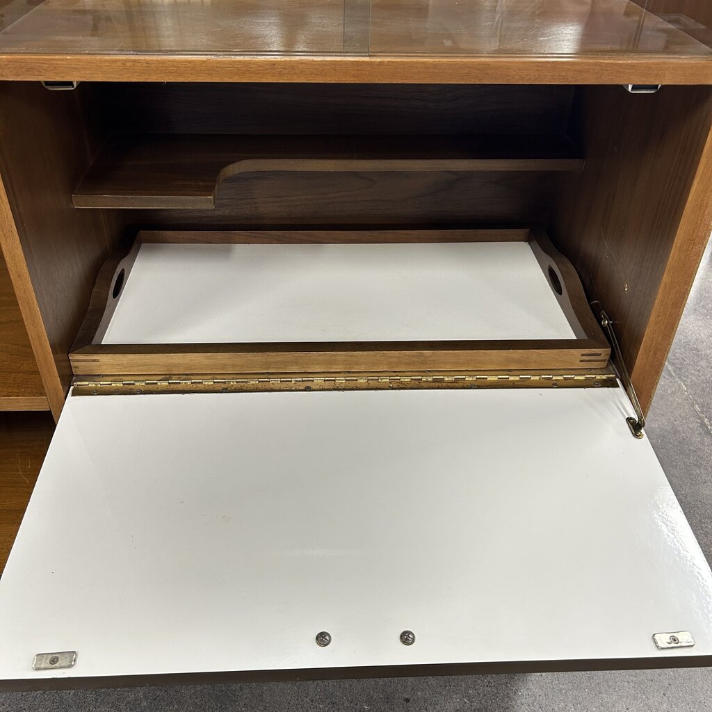MCM Desk Unit with Bench