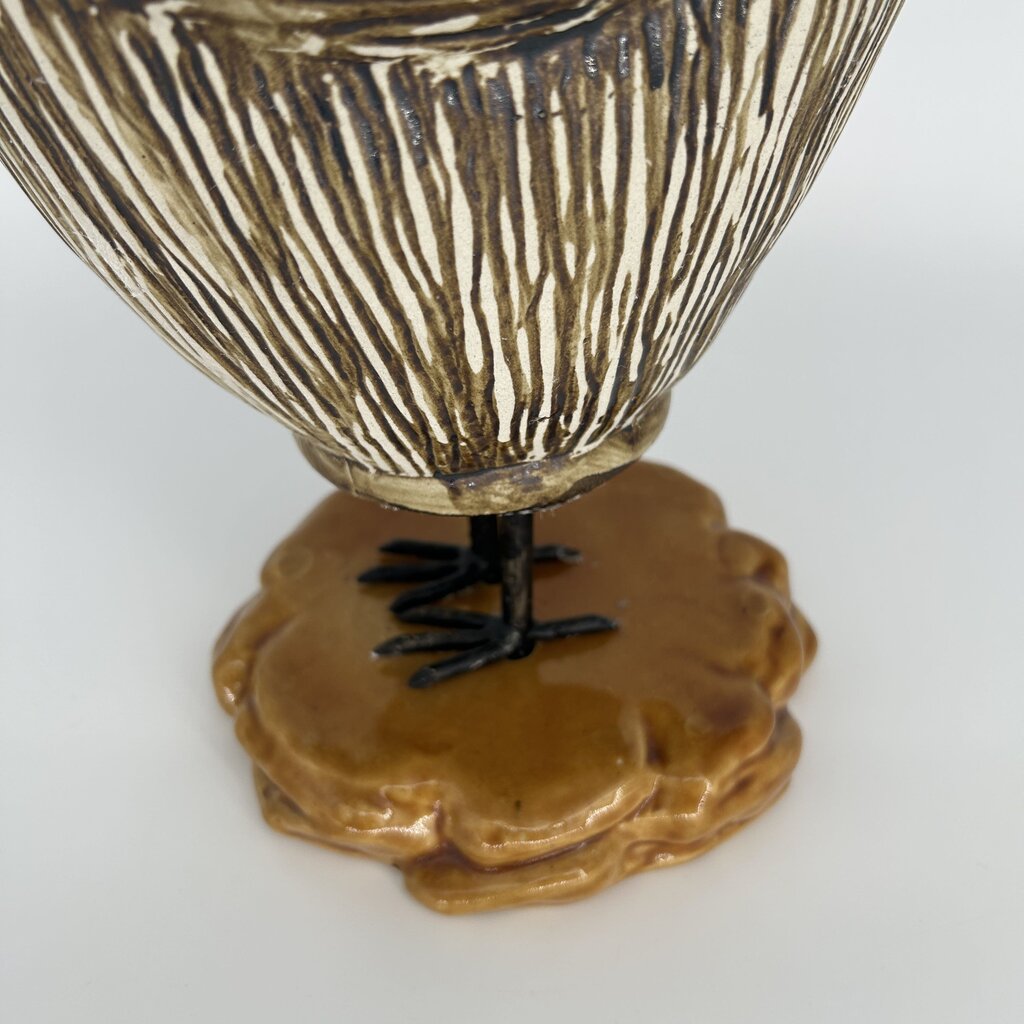 Ceramic Chicken Pot on Stand