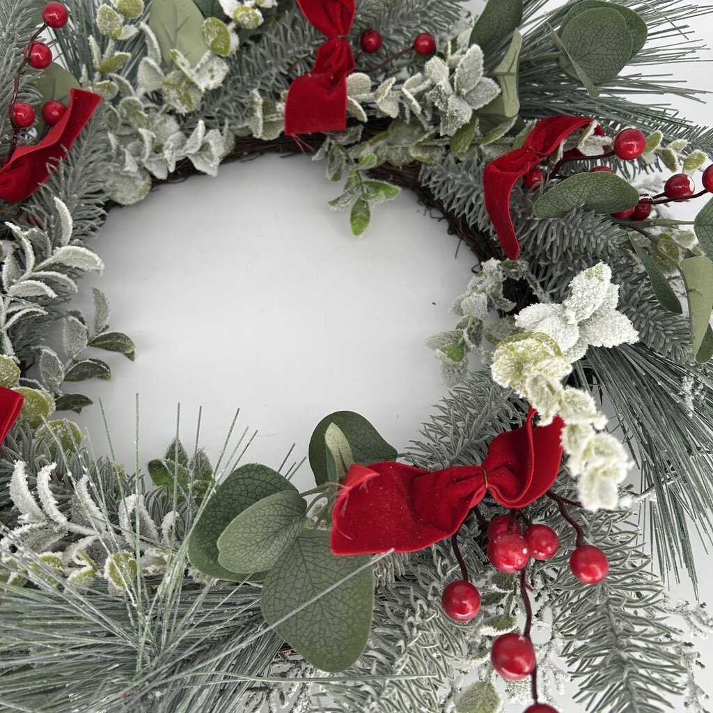Flocked Wreath w/ Bows