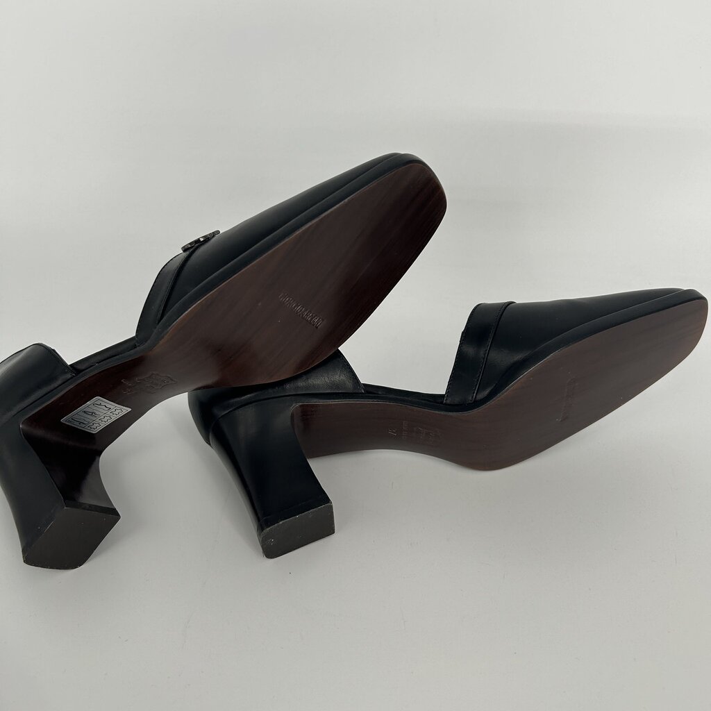 Giorgio Armani Leather Vintage Pumps