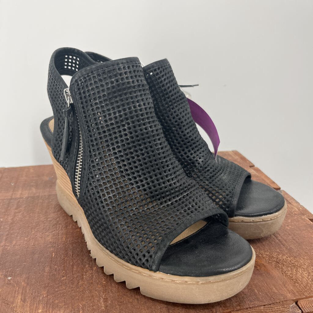 Sofft Wedge Sandals