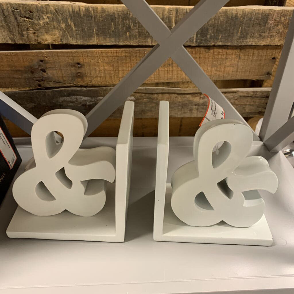 & Sign Bookends