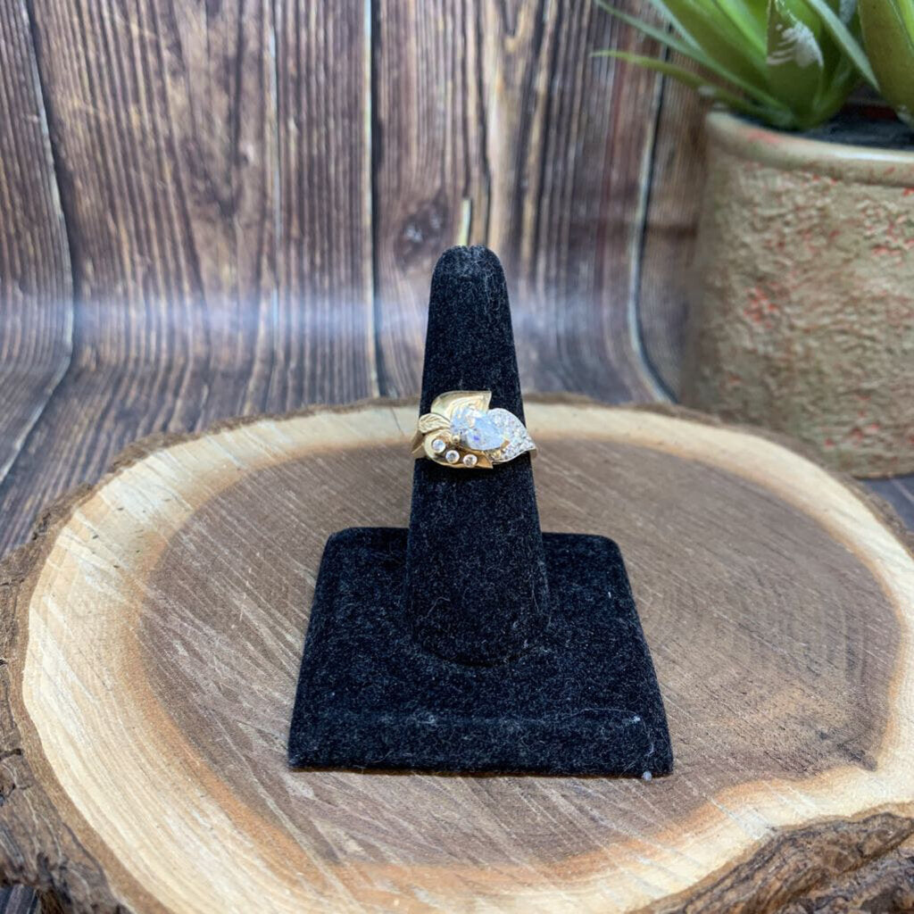 14K YG & CZ Ring