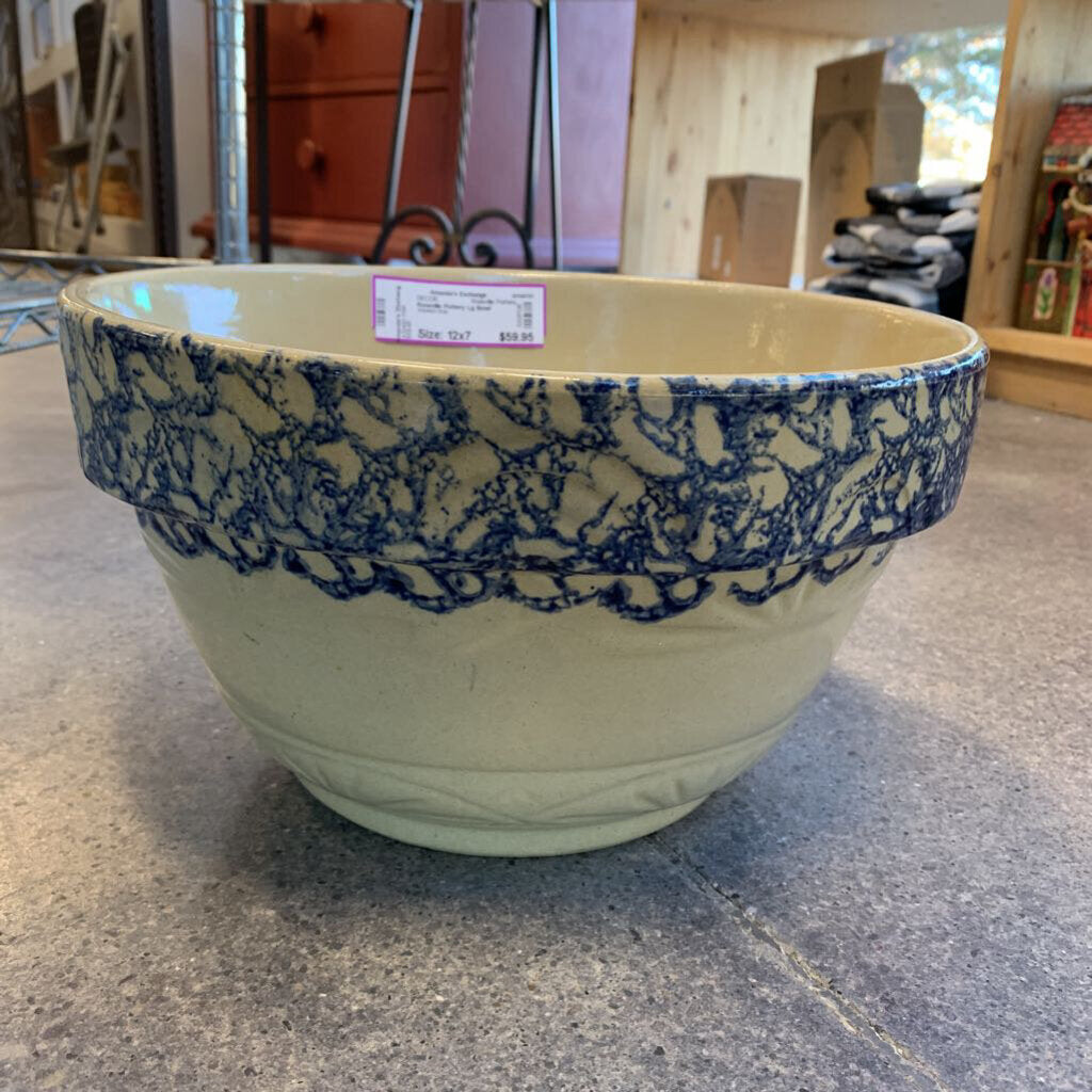 Roseville Pottery Lg Bowl