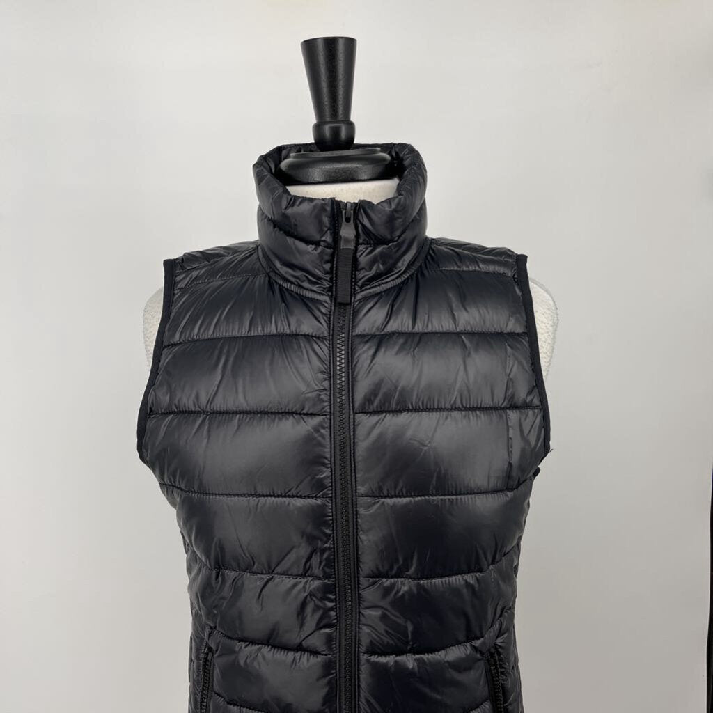 Lou & Grey Puffer Vest