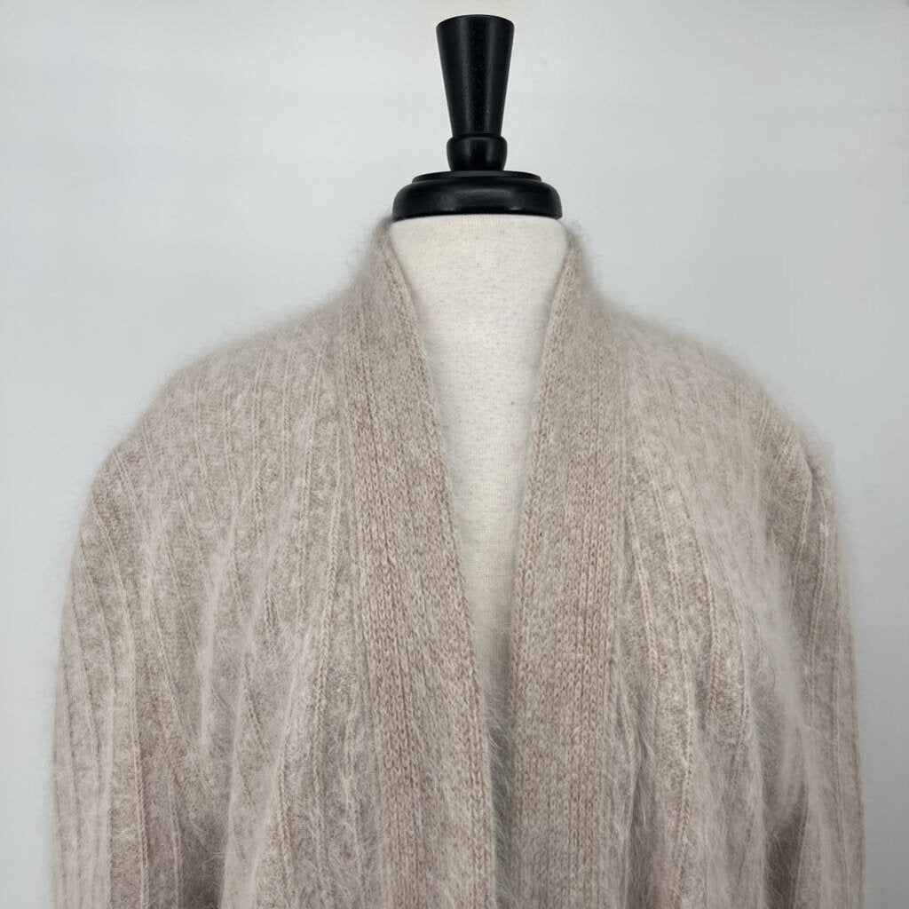 LION Angora Open Sweater