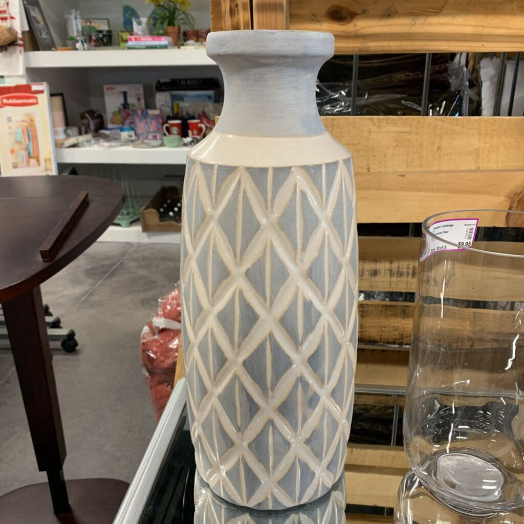 Diamond Texture Vase