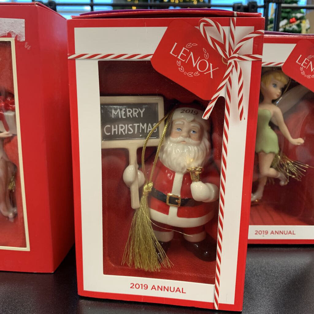 Santa w/Sign 2019 Ornament