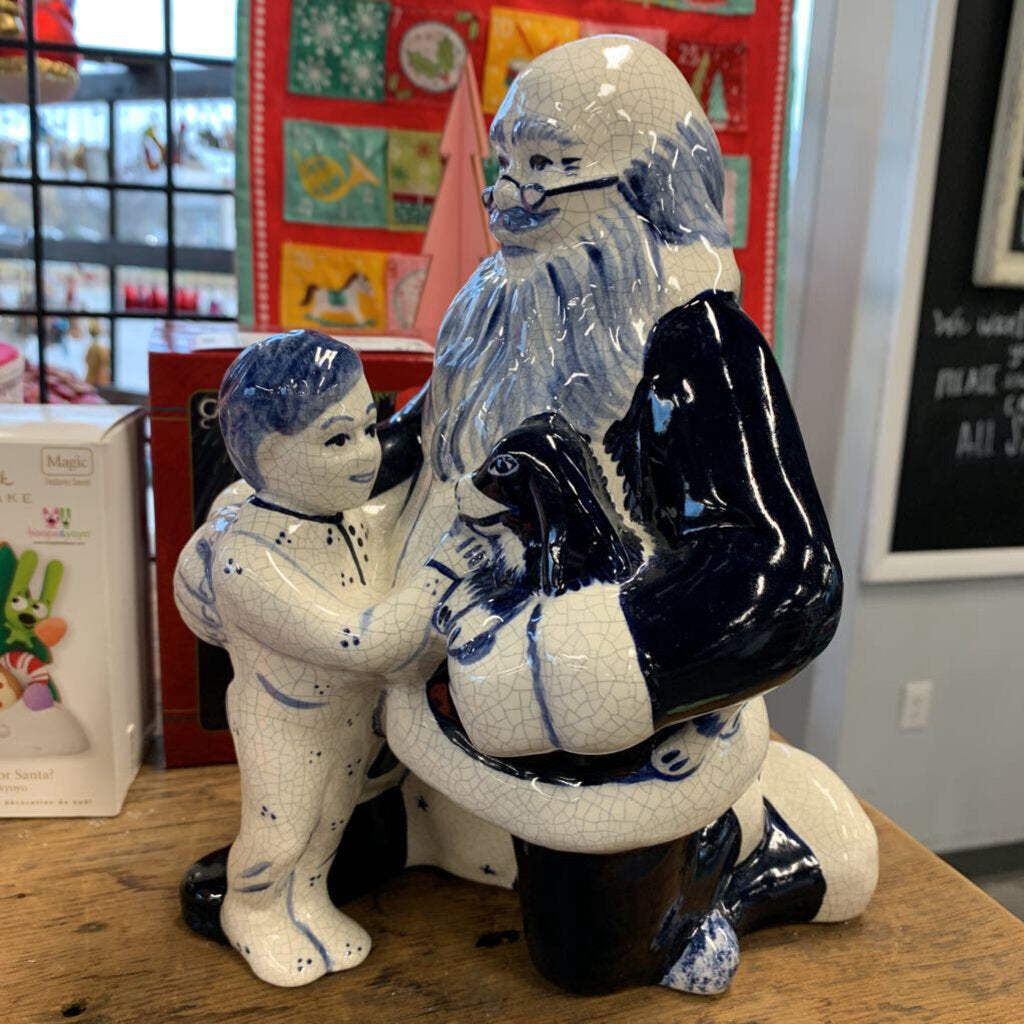 Dedham Pottery Santa w/Child