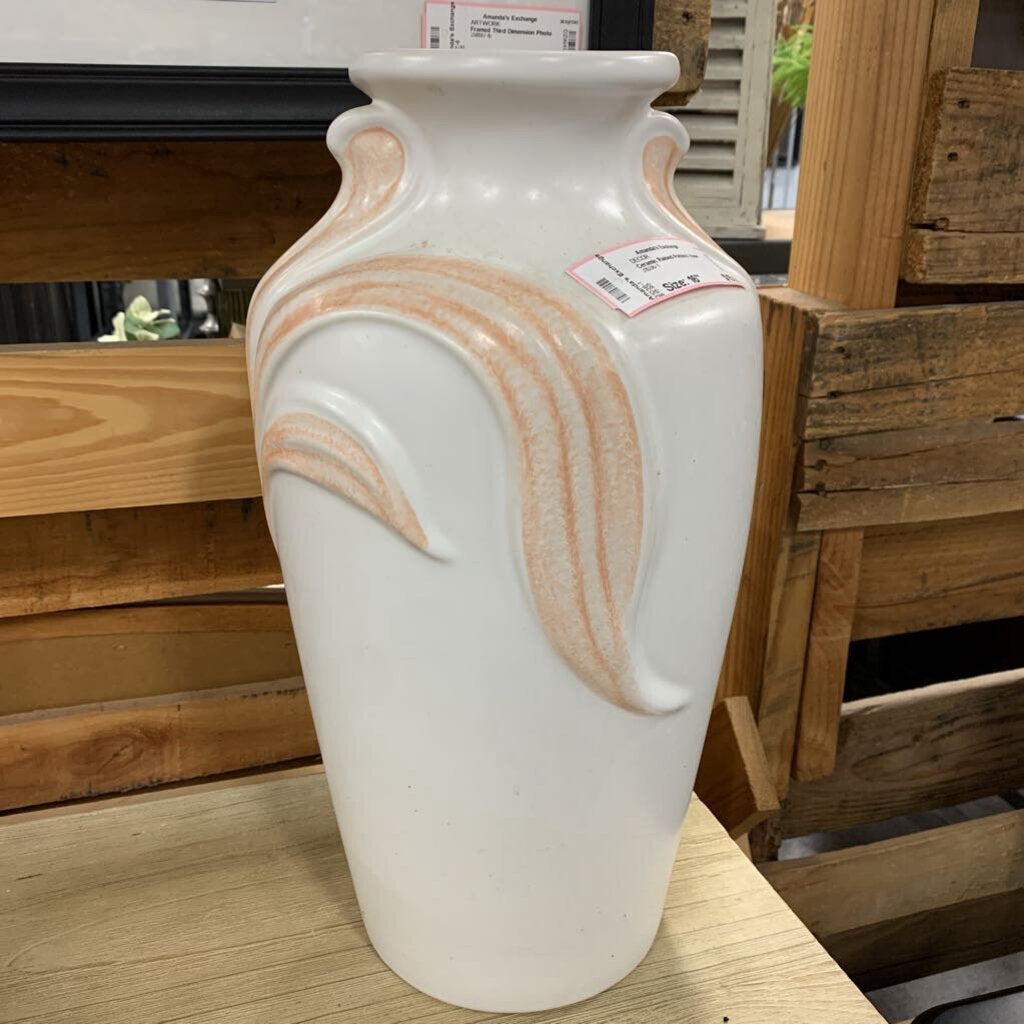 Ceramic Raised Pattern Vase