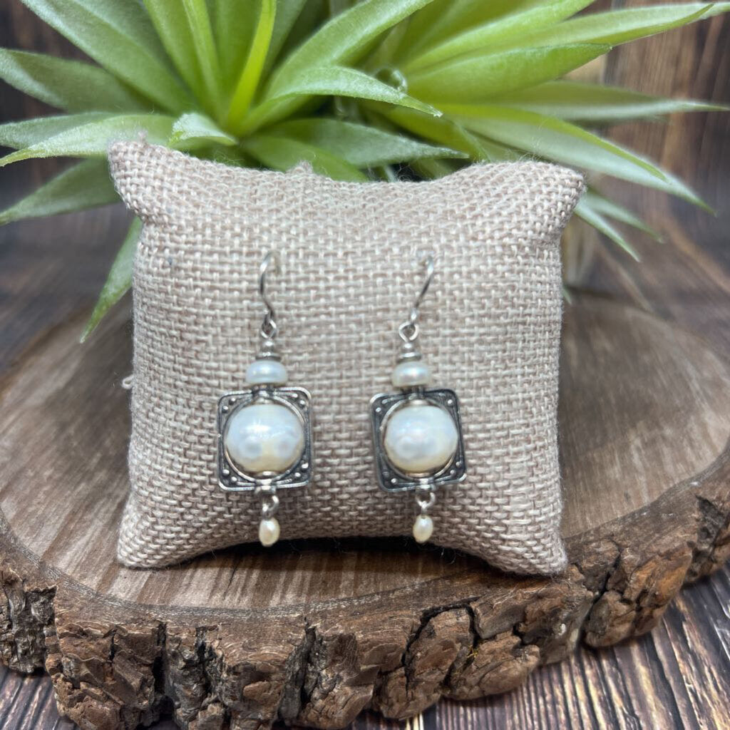 Pearl Drop Earrings