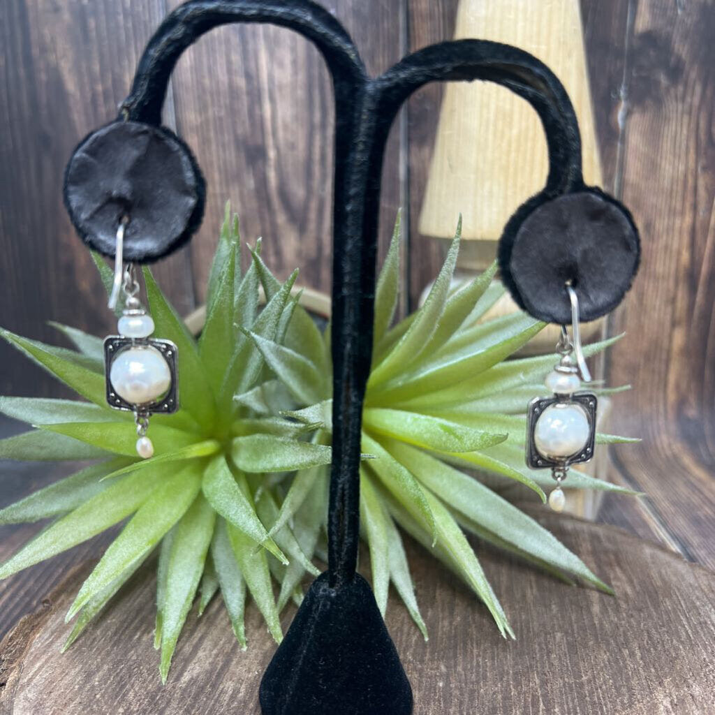 Pearl Drop Earrings