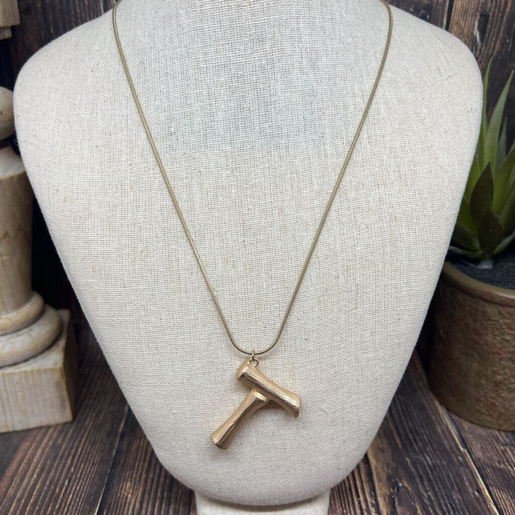 "T" Pendant Necklace