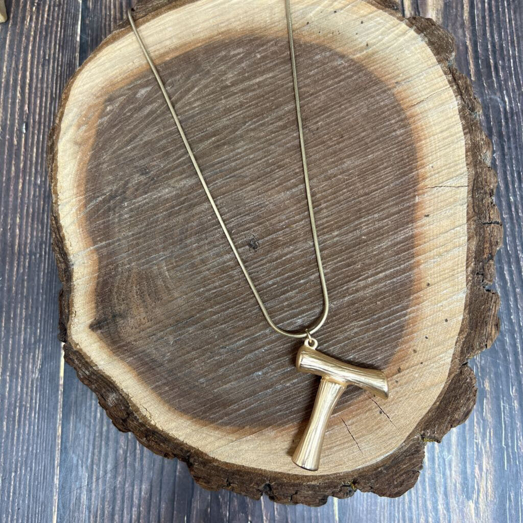 "T" Pendant Necklace