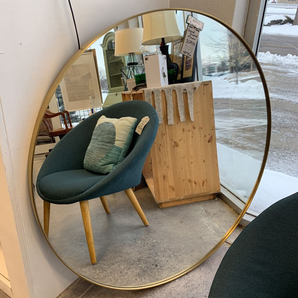 Round Framed Mirror