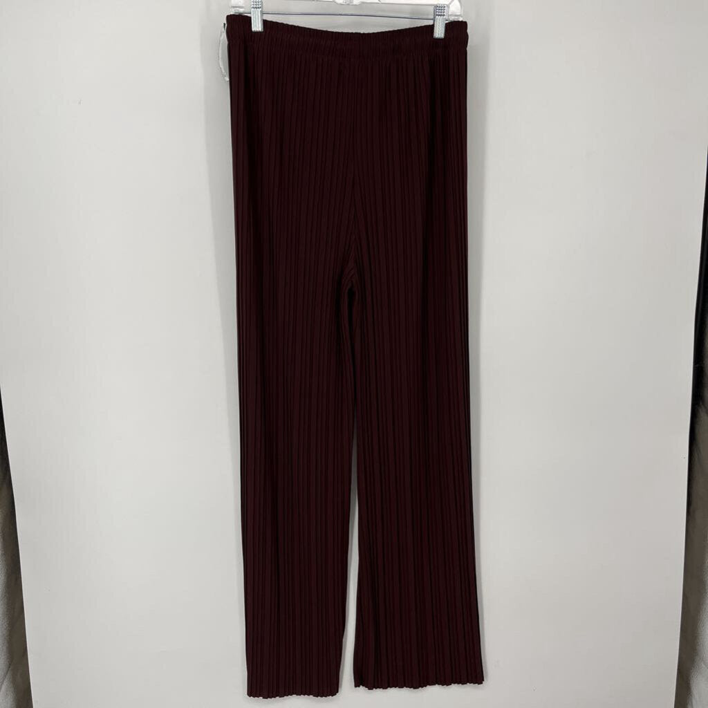 BBJ Pleated Pants