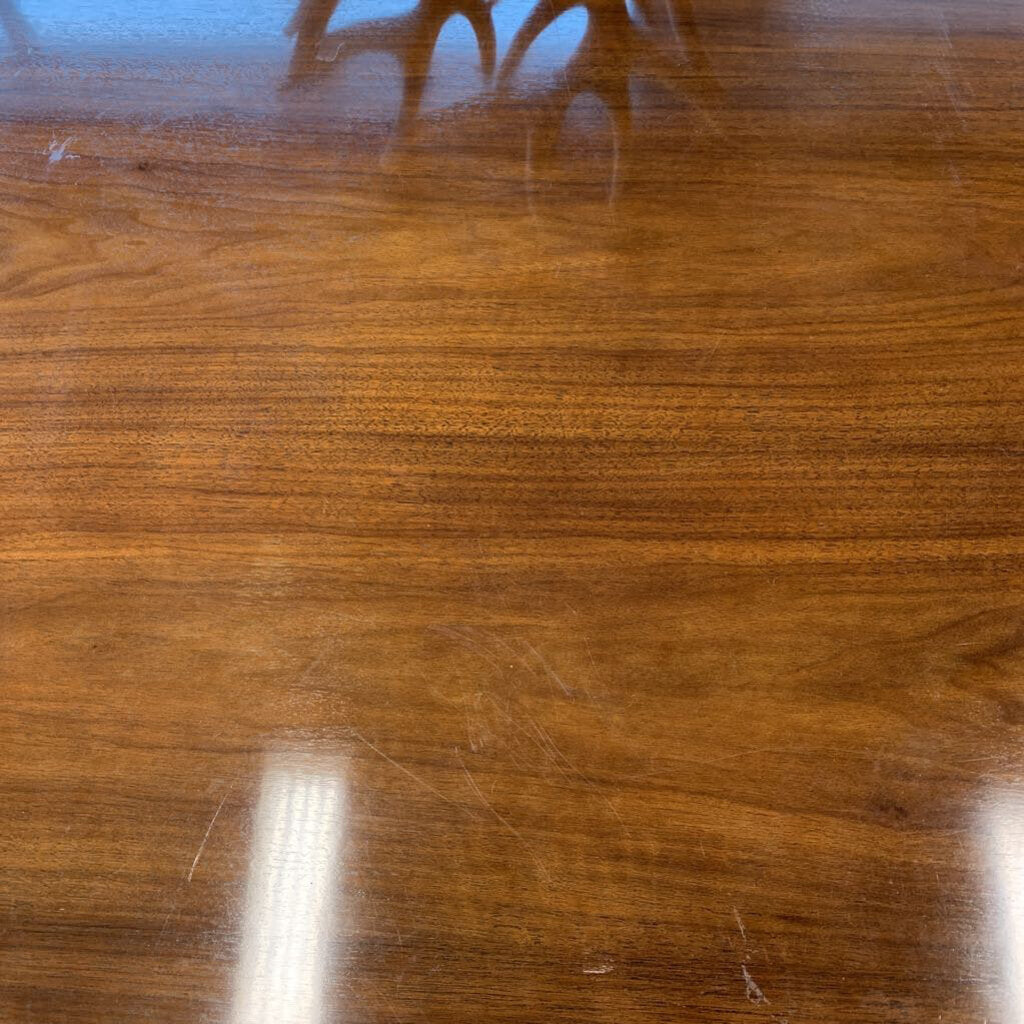 Dining Table w/ Chairs & Leaves