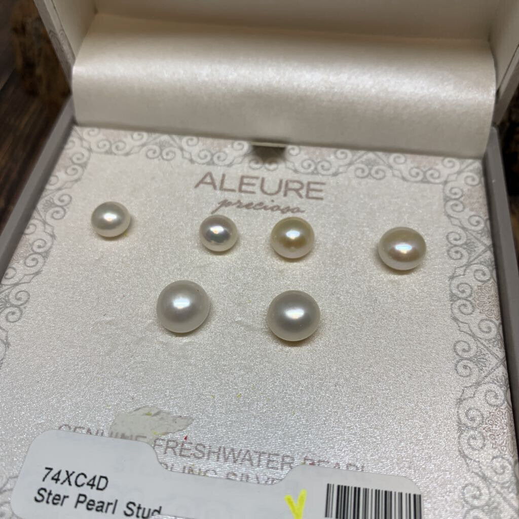 Pearl Stud Earrings Set