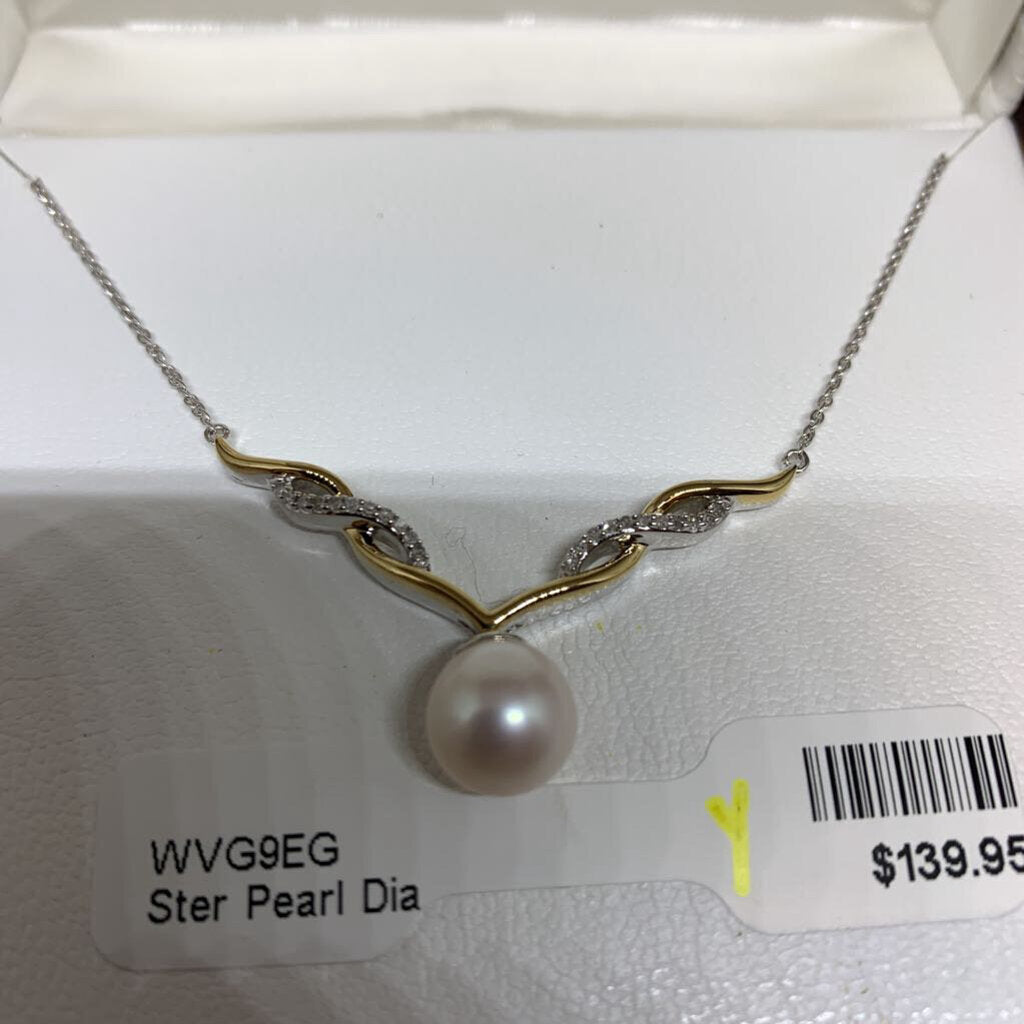 Pearl & Diamond Necklace