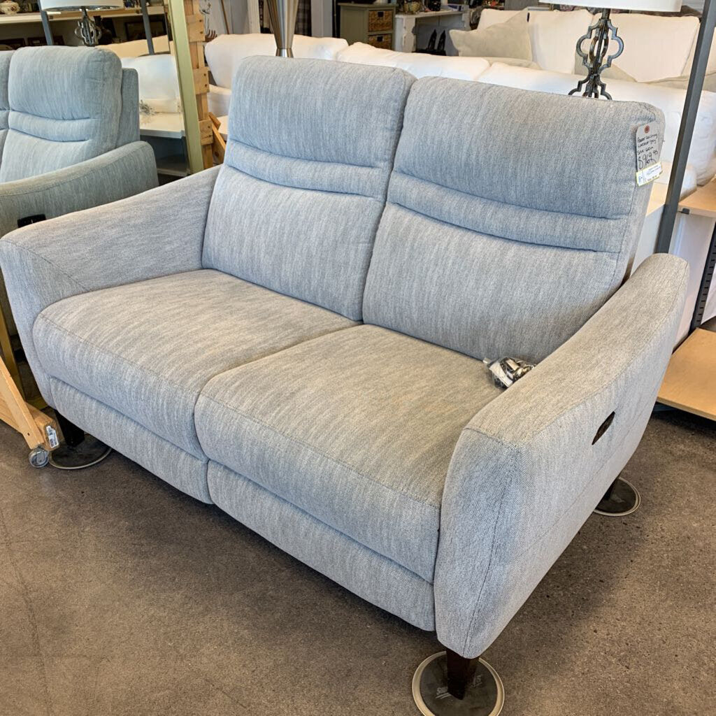 Power Reclining Loveseat