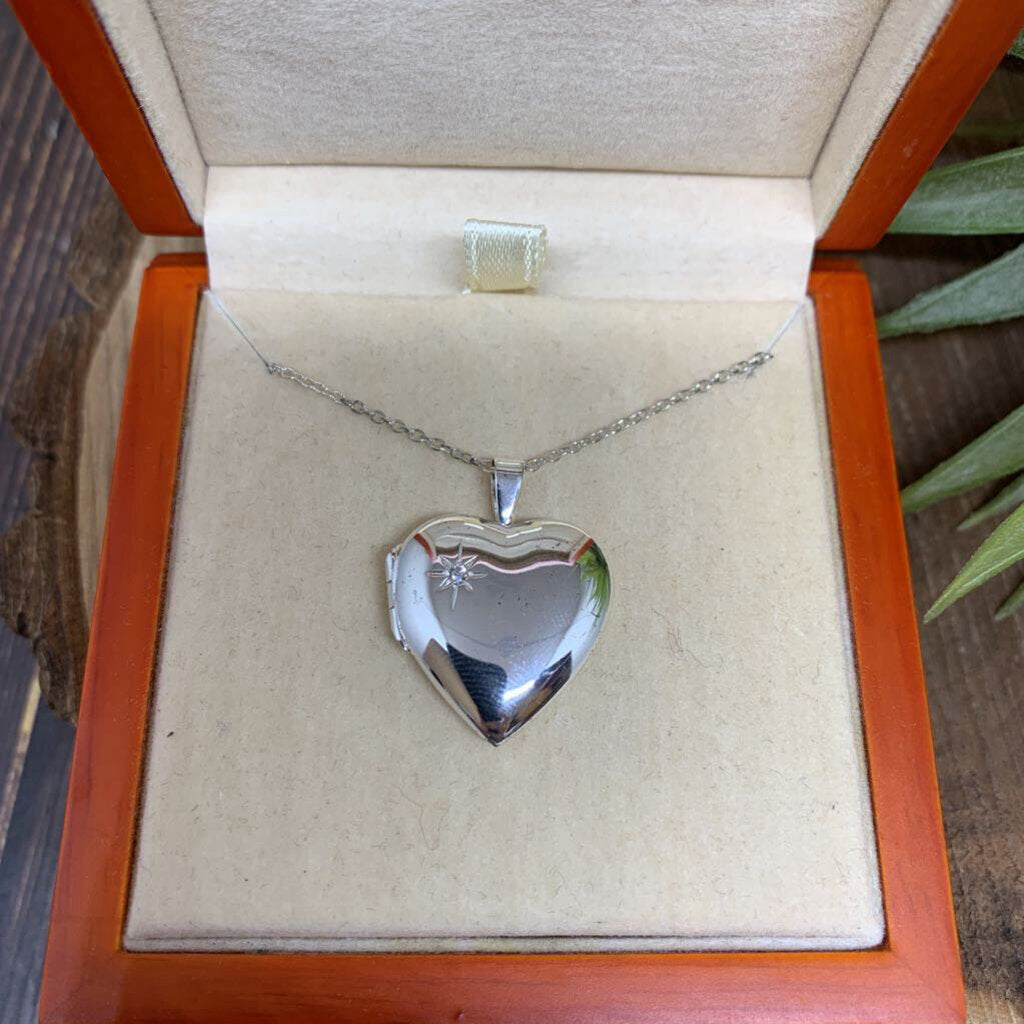 Argento Vivo Heart Locket