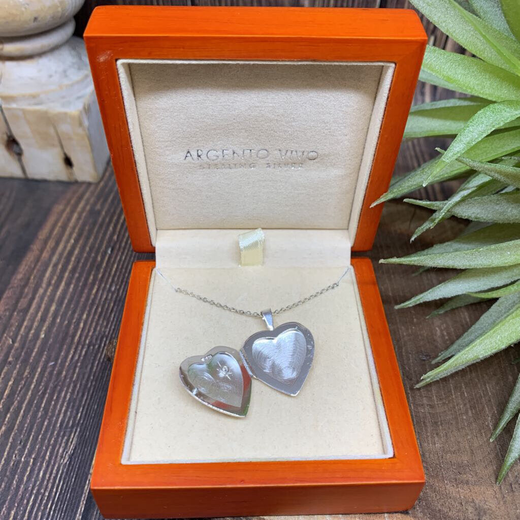 Argento Vivo Heart Locket