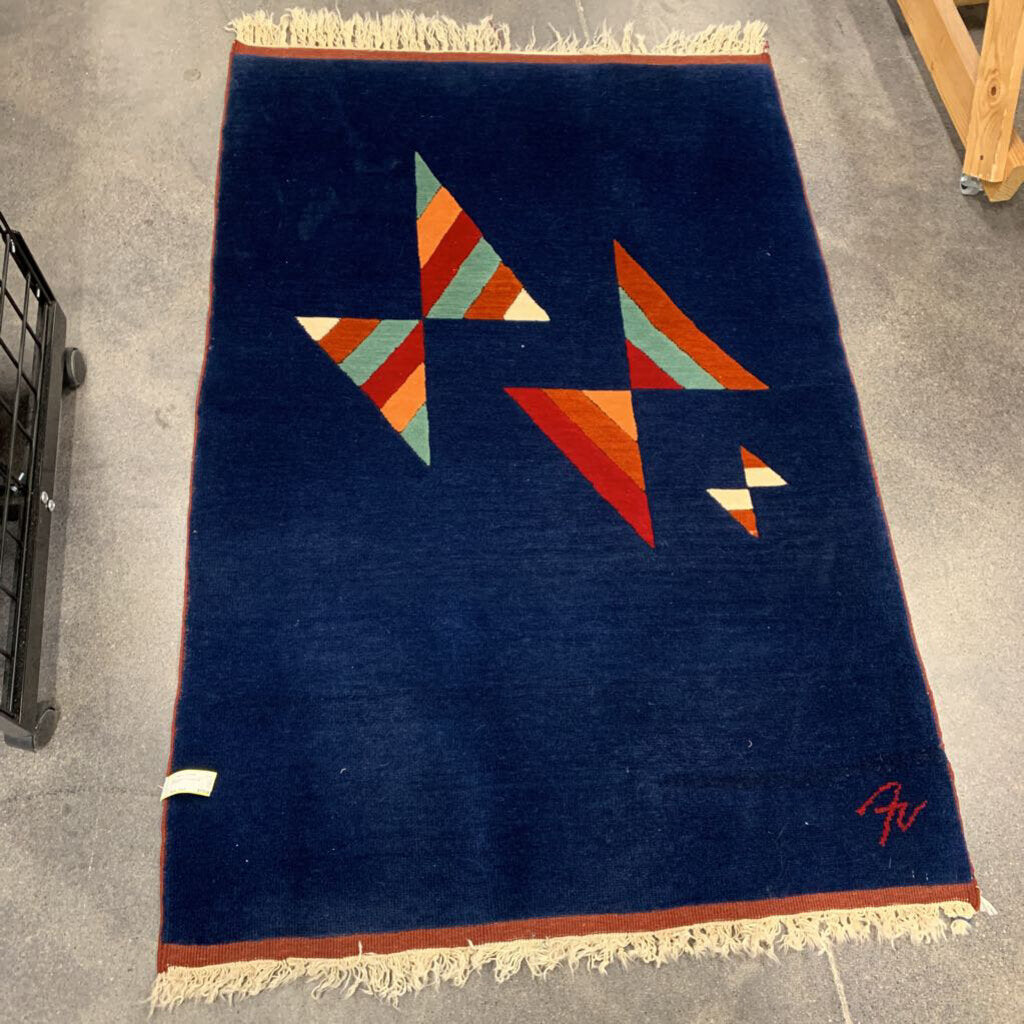 Abstract Bow Tie Wool Rug